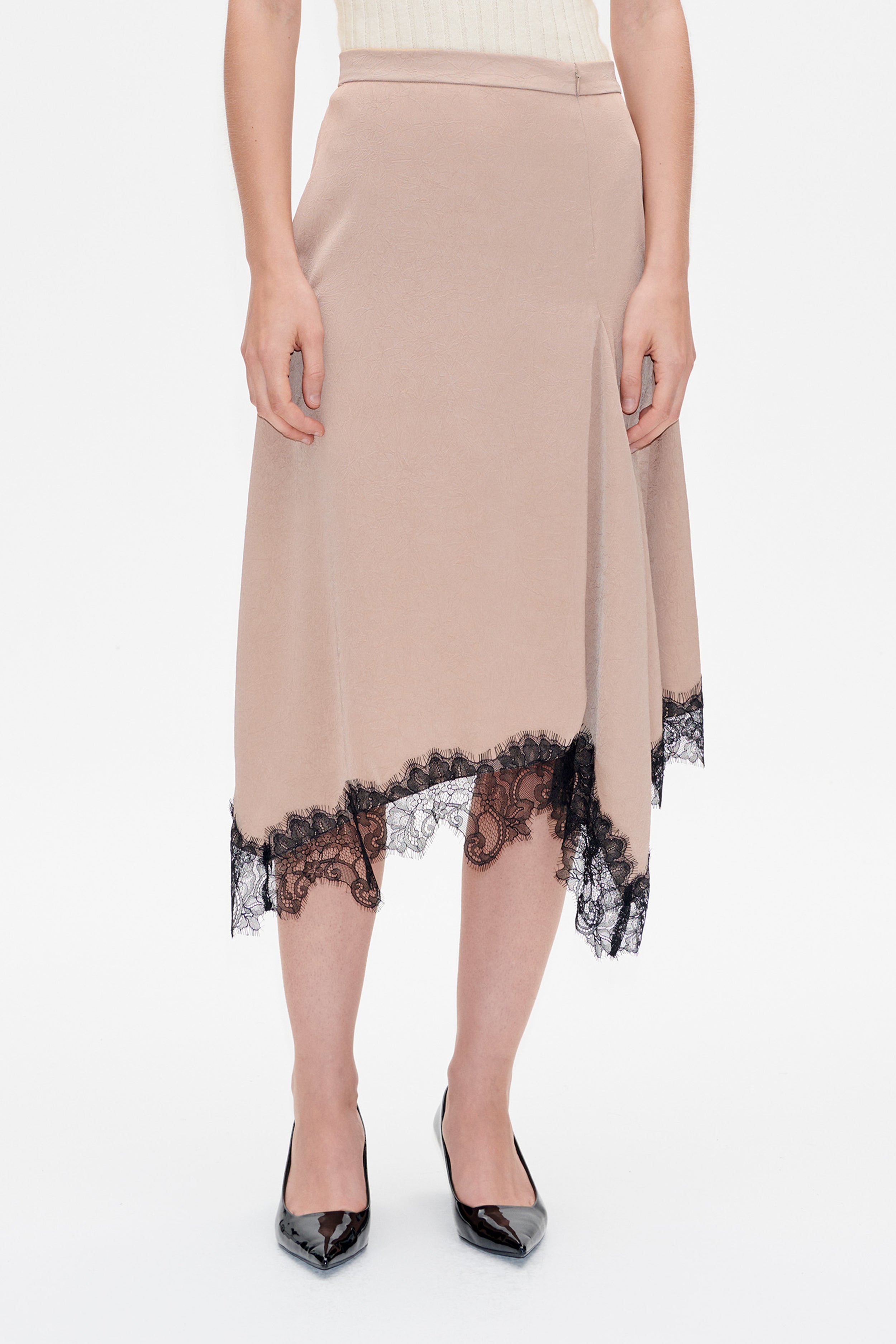 24000_8373_DETAIL.png media file