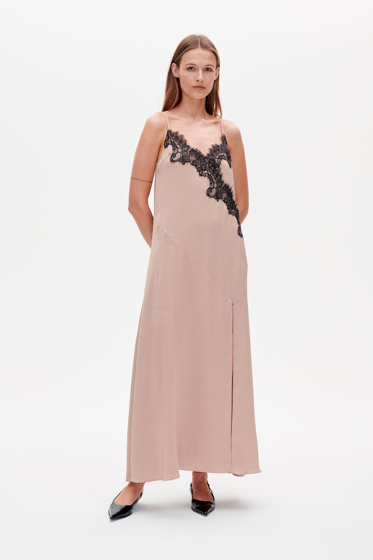 24002_8373_Lookfront.jpg mediefil