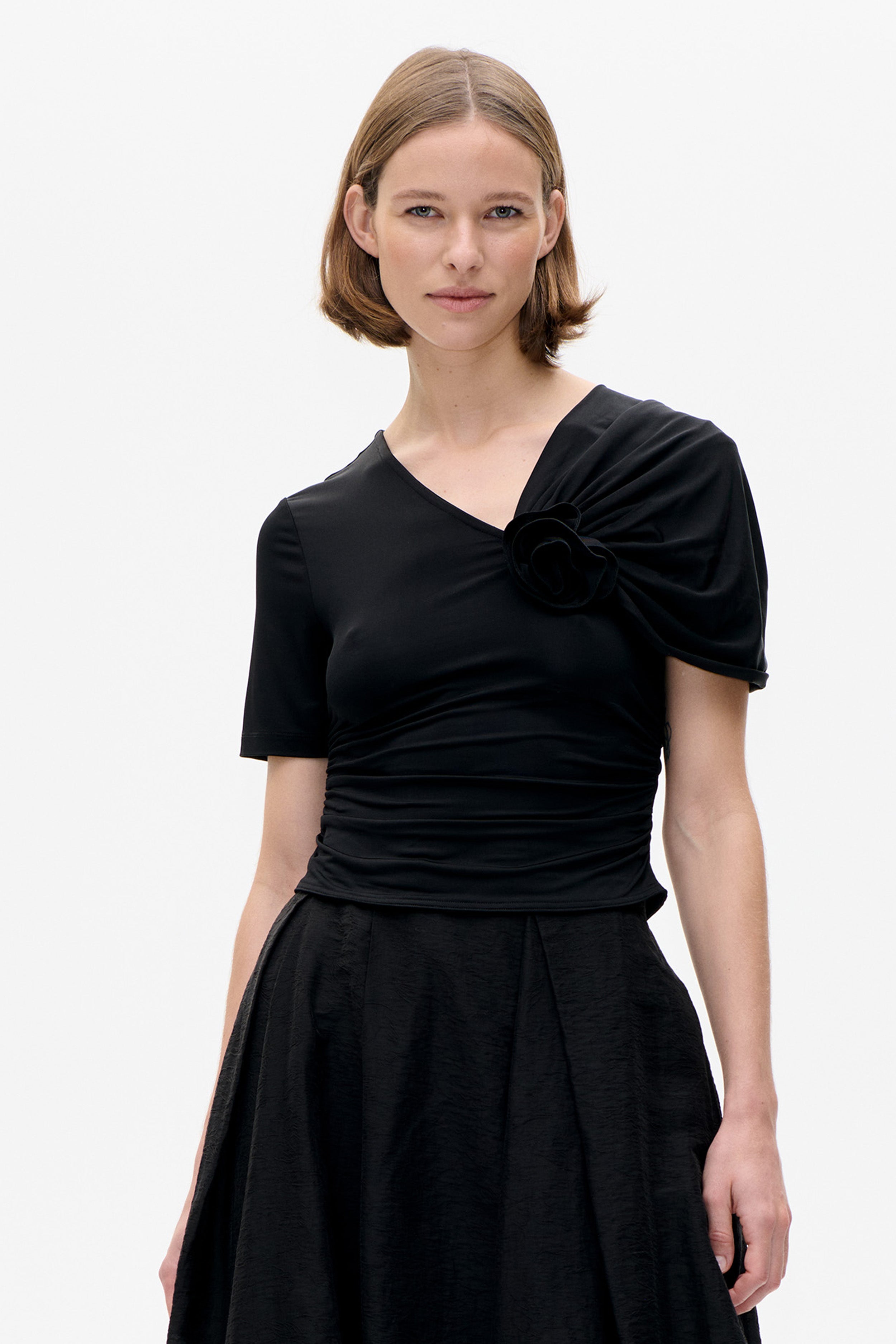 24305_9999_DETAIL.jpg media file