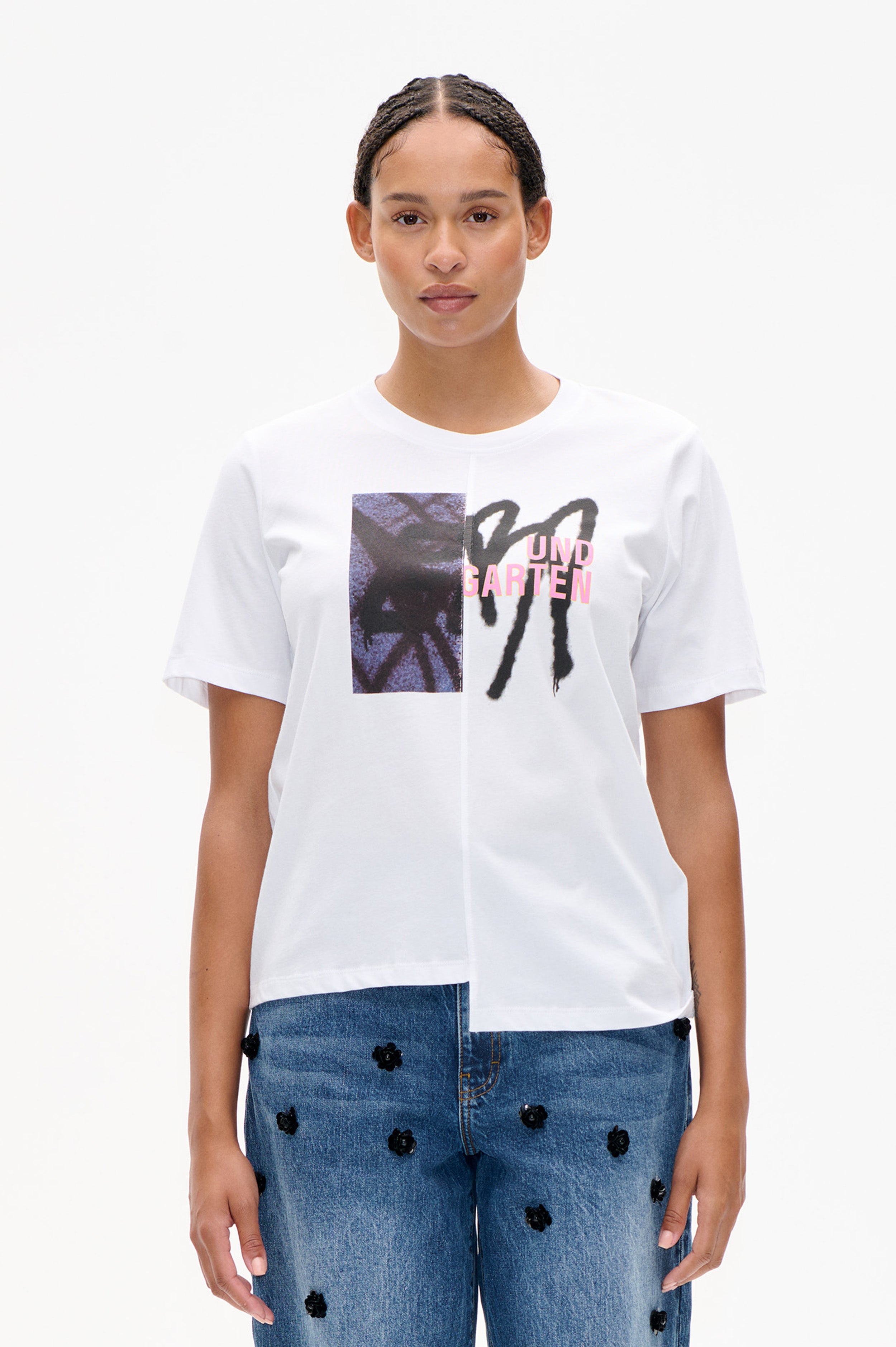 24443_7563_DETAIL.jpg media file