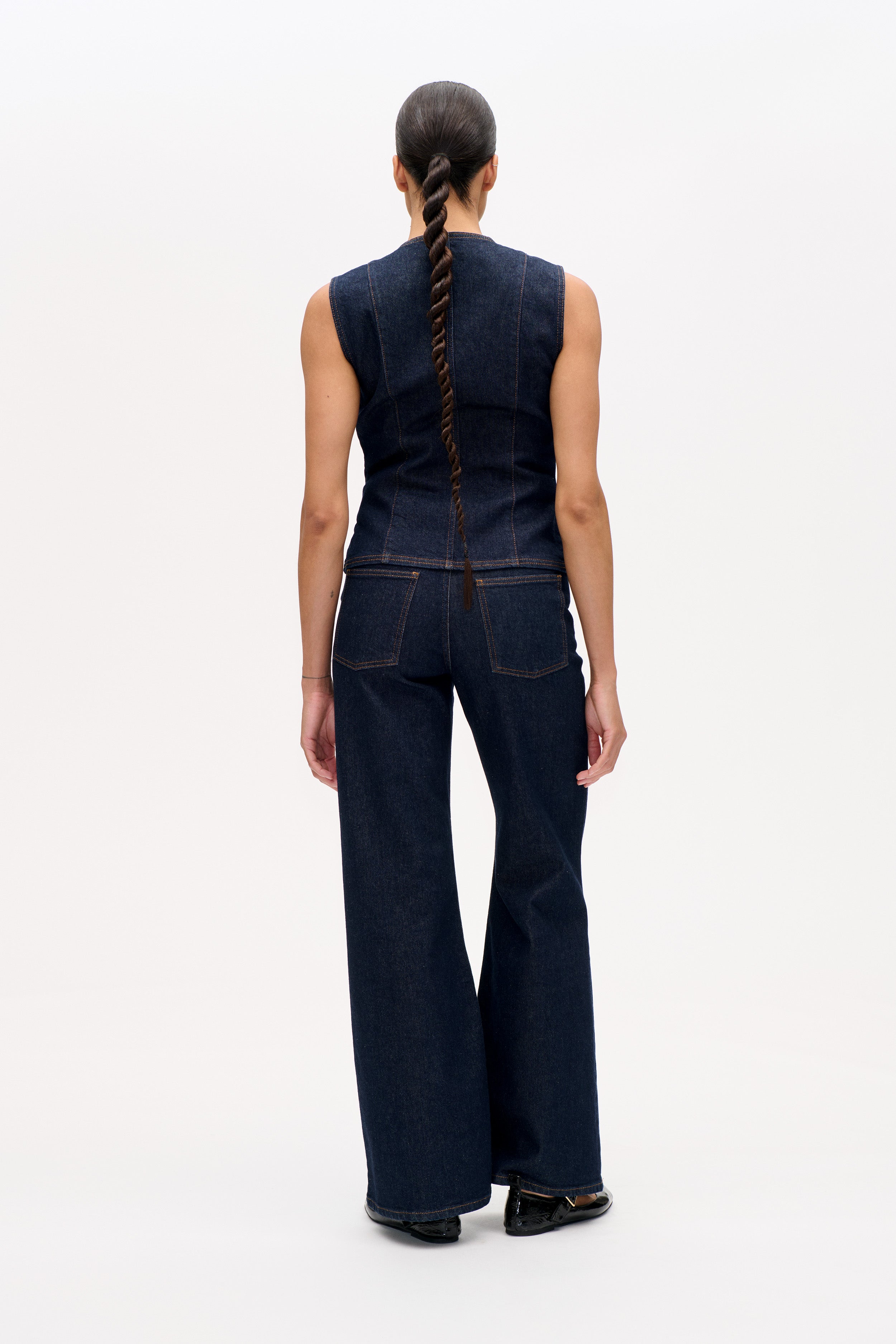 24483_7553_2.jpg media file