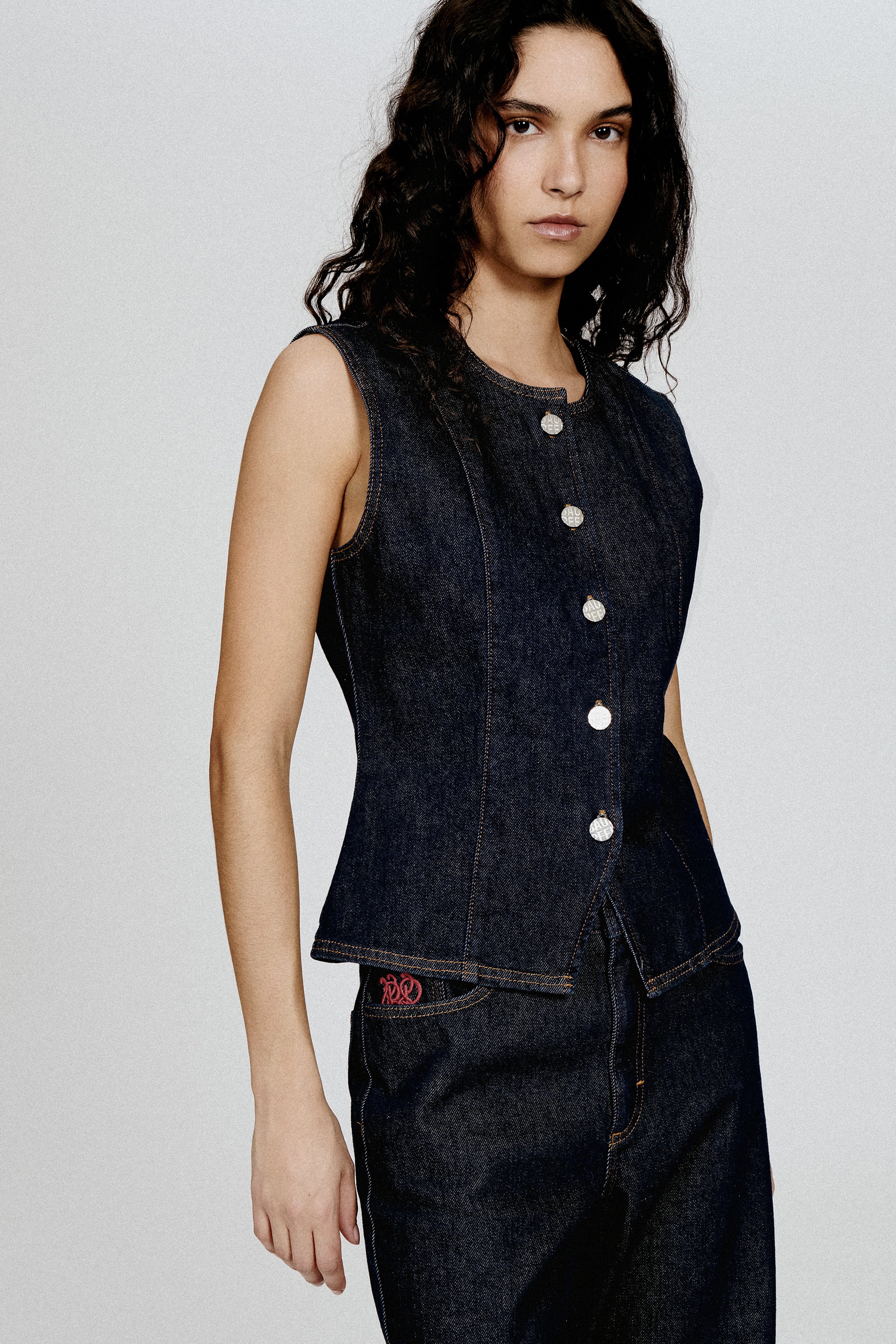 24483_7553_CAMPAIGN.jpg media file