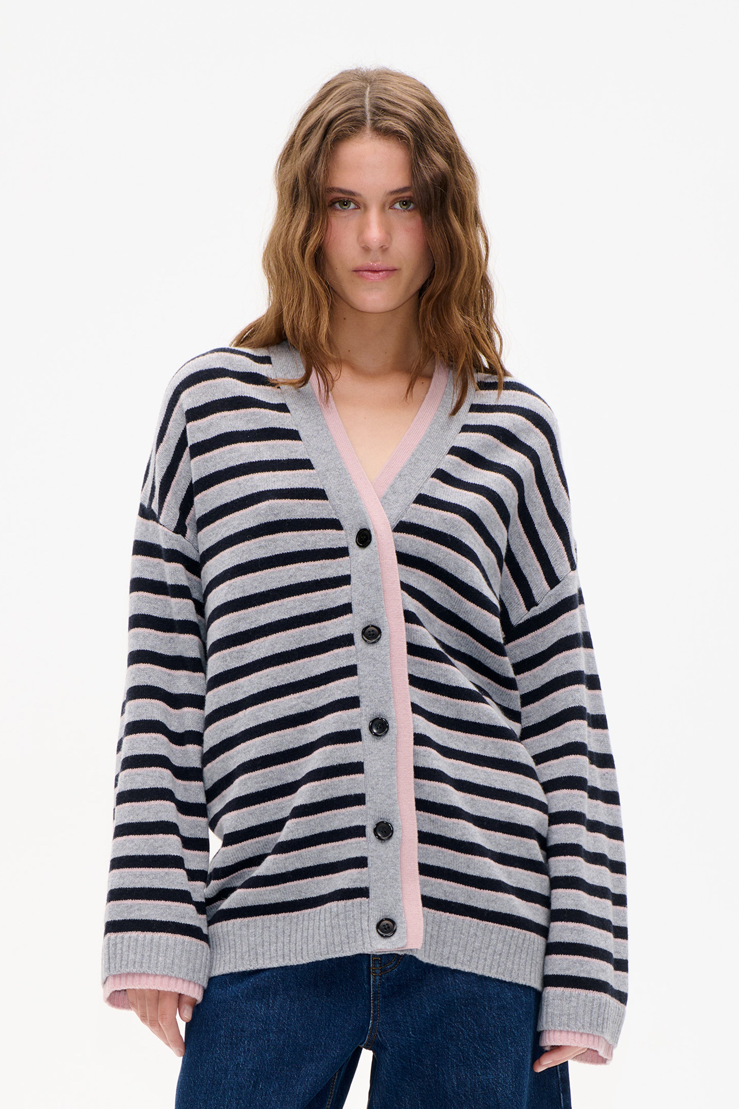 24655_9228_DETAIL.png media file