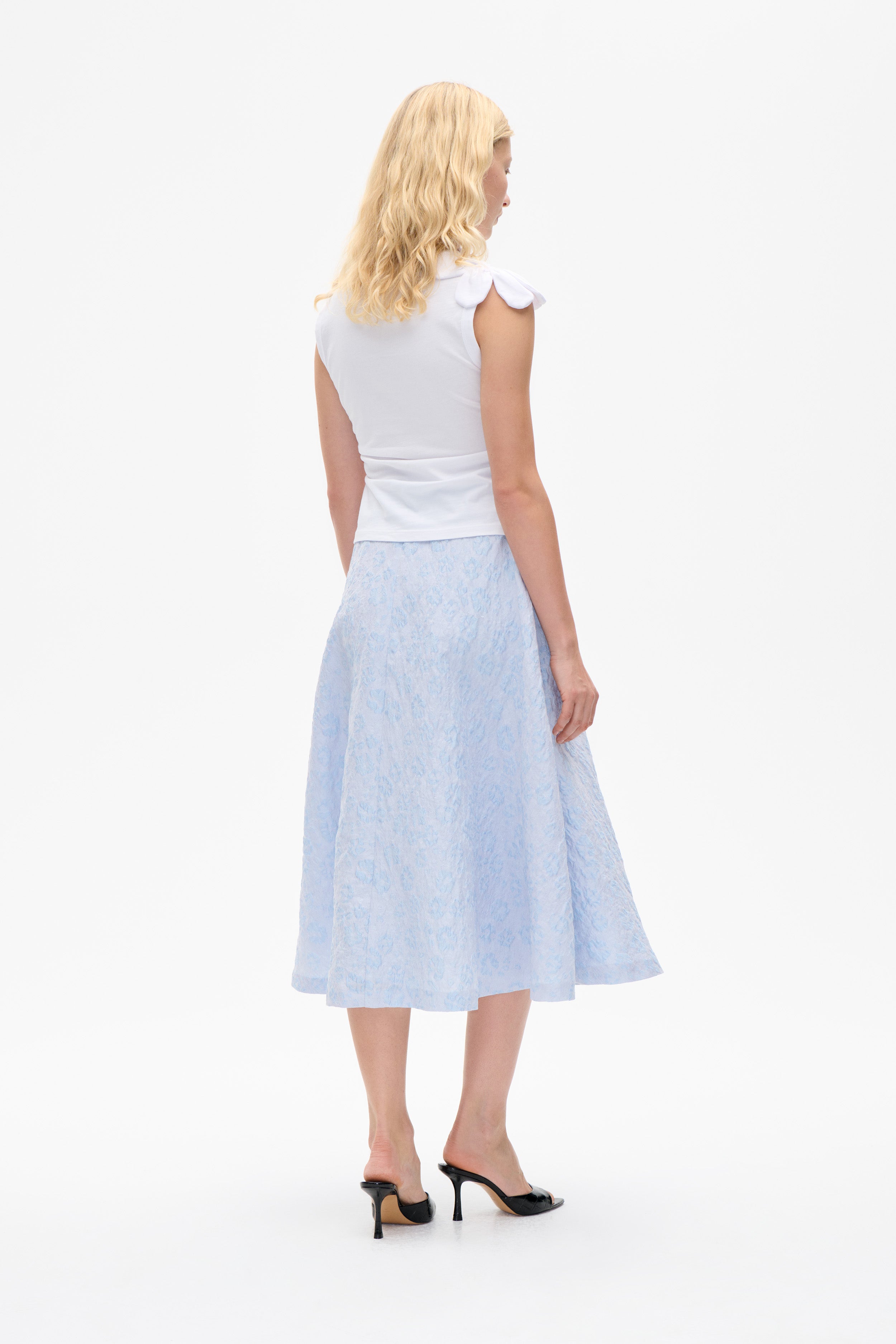 24956_1081_2.jpg media file