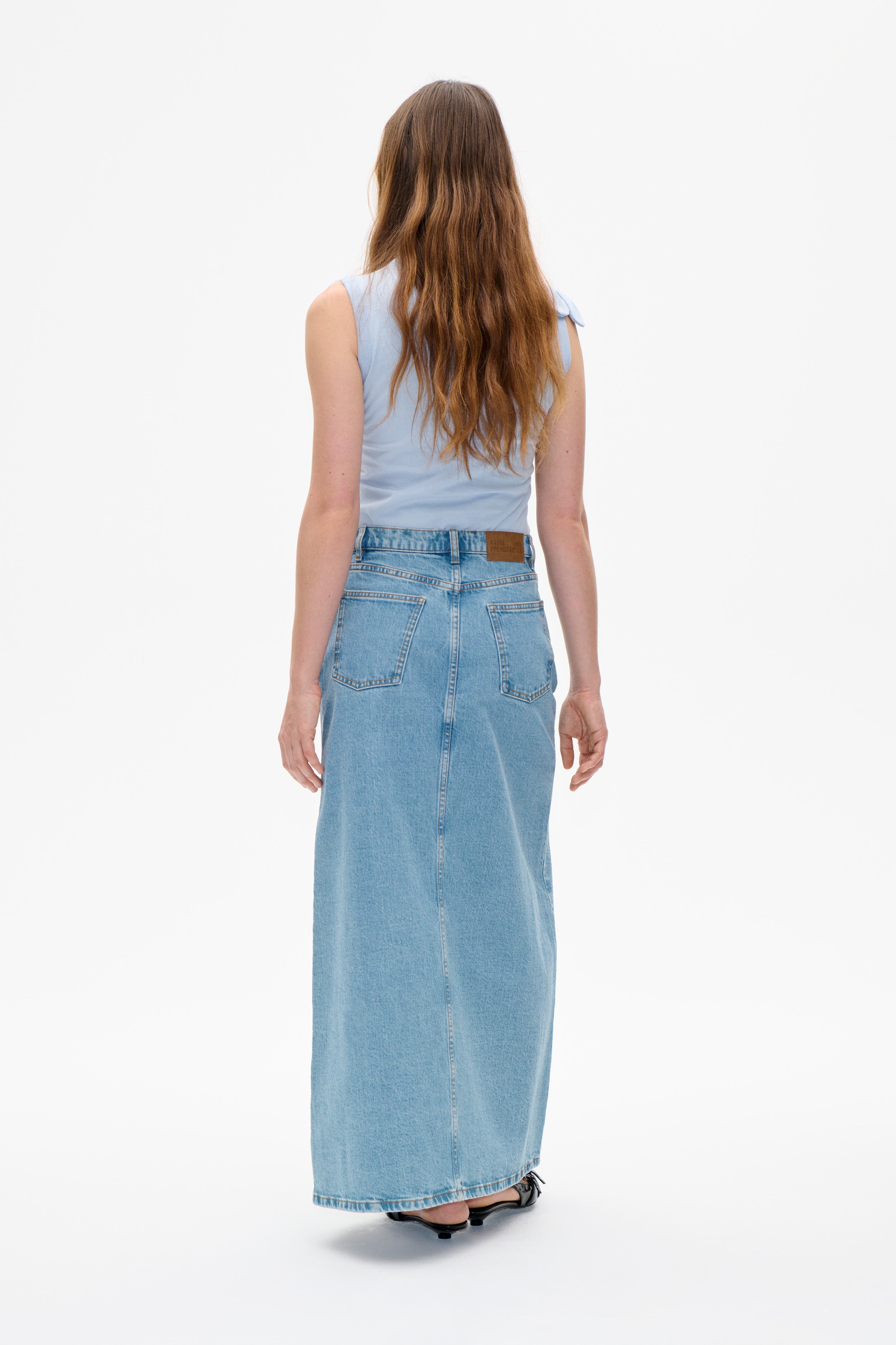 24956_7719_2.jpg media file