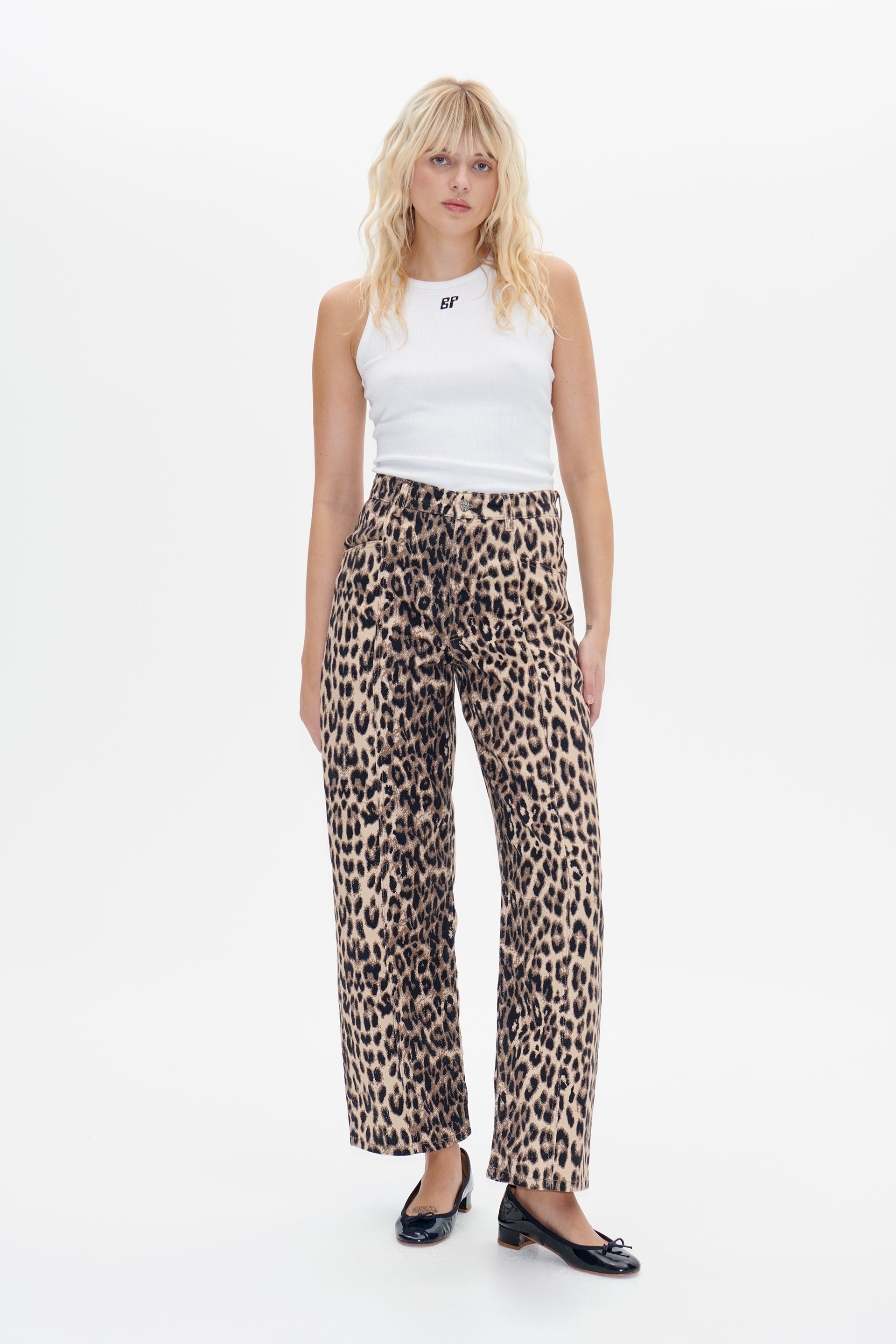 24216_1366_Lookfront.jpg mediefil