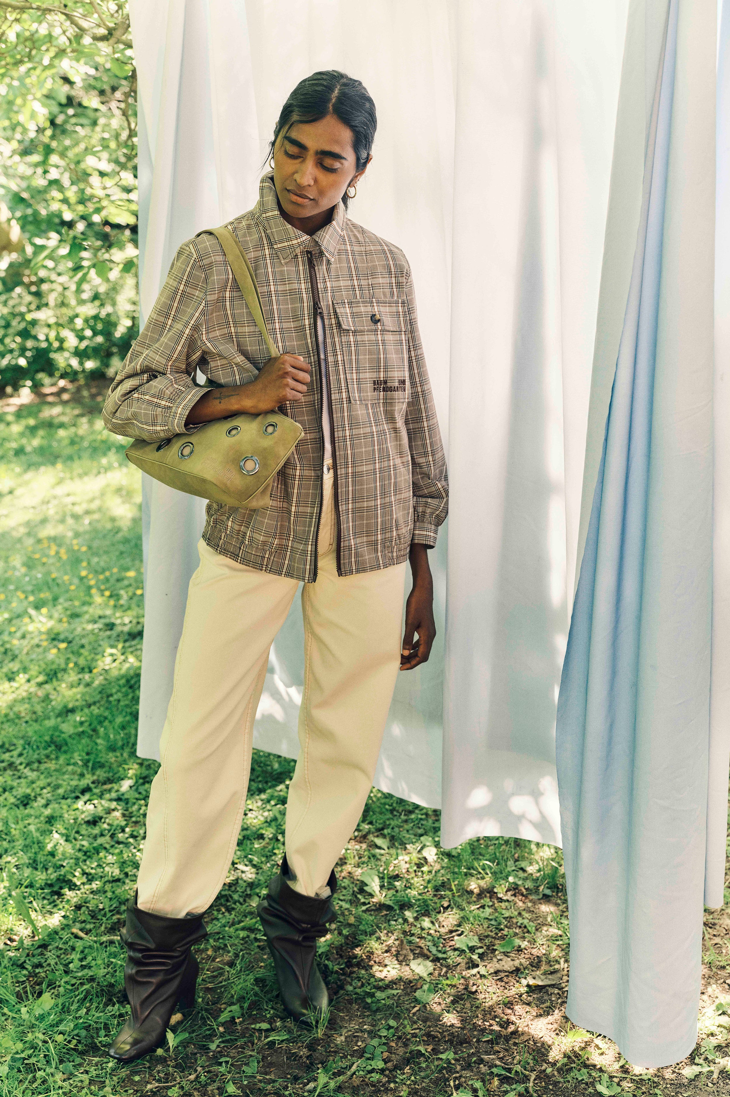 24860_8223_CAMPAIGN2.png media file