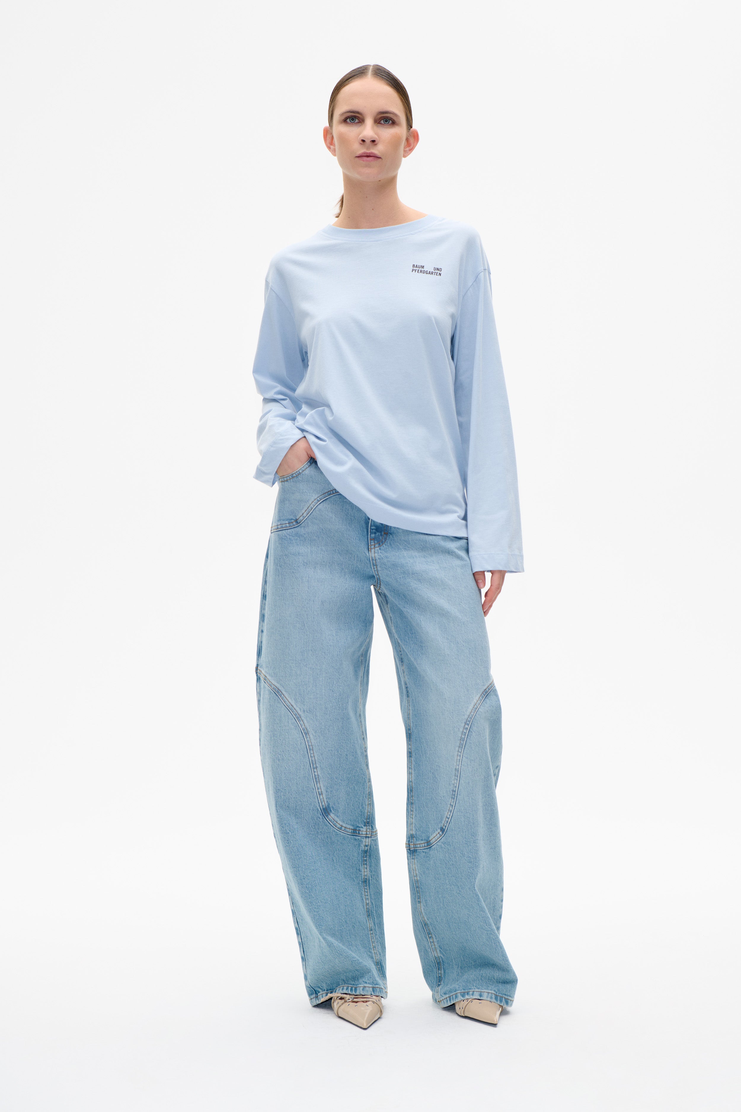 24958_7589_1.jpg media file